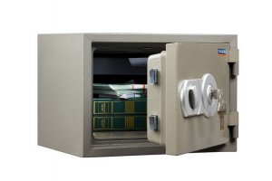 Сейф FRS-30 KL