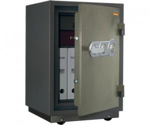 Сейф FRS-67 KL